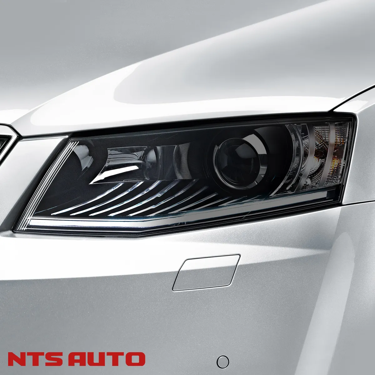 Пленка TPU 30СМX15М ФОТОХРОМНАЯ из прозрачного в черный